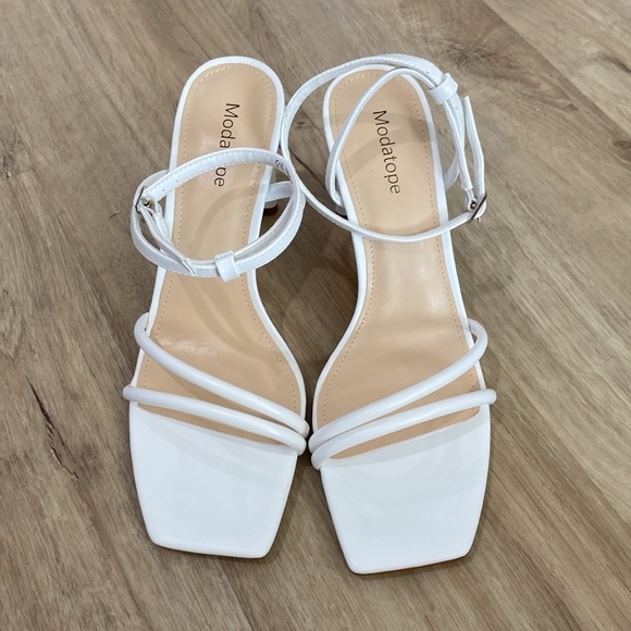 NEW Women’s Modatope Strappy Heeled Sandals - Picture 2 of 5
